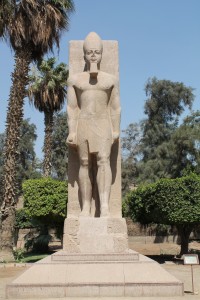 pharaoh_statue2